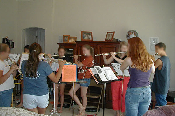 Emily Gurwitz teaching a flute masterclass in San Antonio, Texas